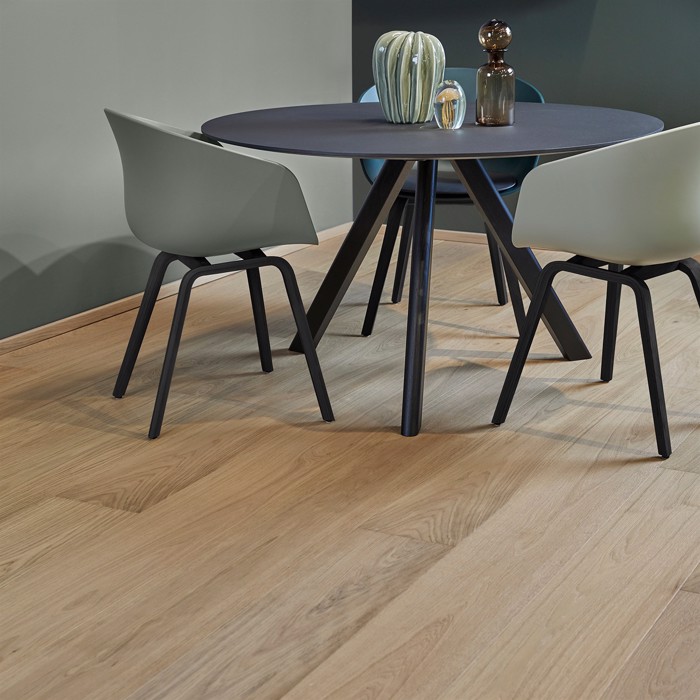 Eik Prime Børstet Hvit Ultramatt lakk 220mm<br/ > Timberman Wideplank